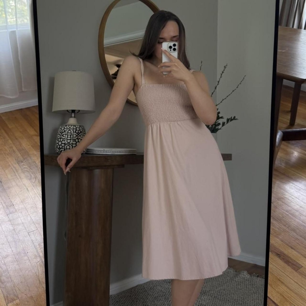 Elegant Pink Midi Dress
